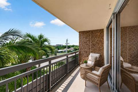555 NW 4 Avenue #4230, Boca Raton FL - photo 9 of 39