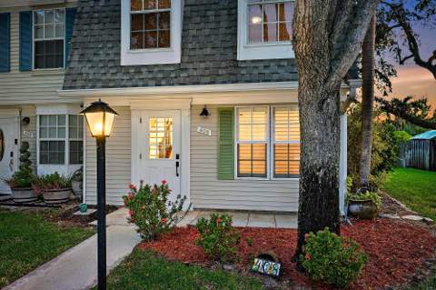 408 Georgian Park Drive, Jupiter FL - photo 16 of 32