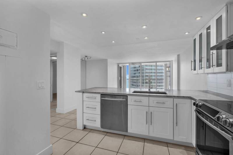 1 bedroom Condominium at 2200 NE 33rd Avenue #17C, White Egret Condo, Fort Lauderdale — photo 3