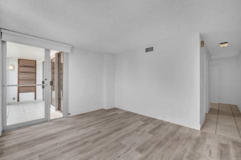 2200 NE 33rd Avenue #17C, Fort Lauderdale FL - photo 14 of 26