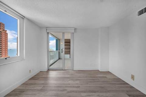 2200 NE 33rd Avenue #17C, Fort Lauderdale FL - photo 13 of 26