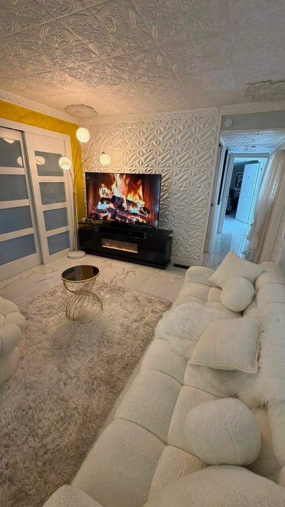 2 bedroom Manufactured Home at 107 Havenwood Drive, Havenwood Park, Pompano Beach — photo 4