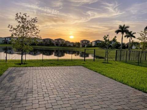 5553 Quiet Lake Place, Westlake FL - photo 12 of 13