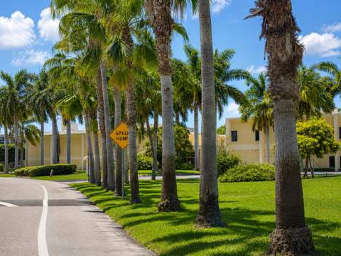 230 NE 26th Avenue #404, Boynton Beach FL - photo 14 of 28
