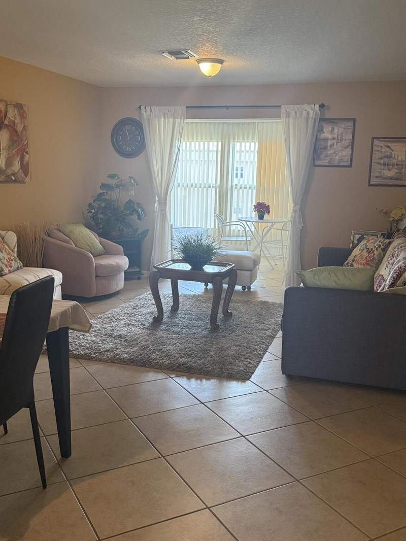 2 bedroom Condominium at 230 NE 26th Avenue #404, Village Royale On The Green Condo, Boynton Beach — photo 5