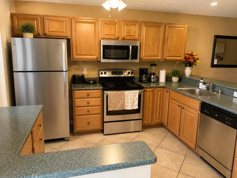 2 bedroom Condominium at 230 NE 26th Avenue #404, Village Royale On The Green Condo, Boynton Beach — photo 2