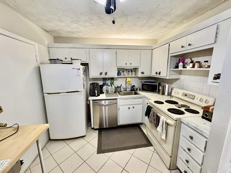 1 bedroom Condominium at 2251 NW 48th Terrace #109, Castle Apartments 7 Condo, Lauderhill — photo 5
