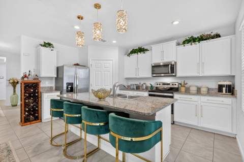 9517 Silver Sands Lane, Fort Pierce FL - photo 9 of 60