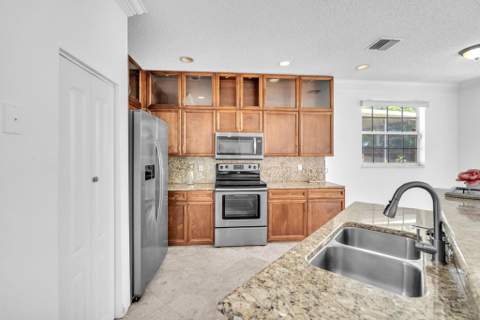 3628 Dunes Vista Drive, Pompano Beach FL - photo 6 of 34