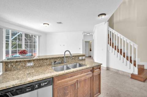 3628 Dunes Vista Drive, Pompano Beach FL - photo 7 of 34