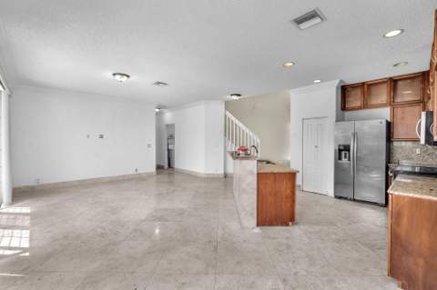 3628 Dunes Vista Drive, Pompano Beach FL - photo 9 of 34