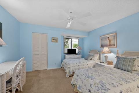 3636 Freshwater Drive, Jupiter FL - photo 12 of 23