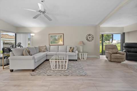 3636 Freshwater Drive, Jupiter FL - photo 6 of 23