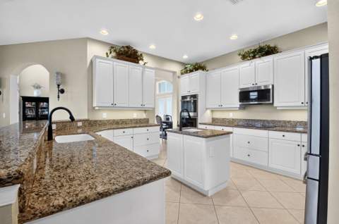 11554 Knightsbridge Place, Wellington FL - photo 21 of 103