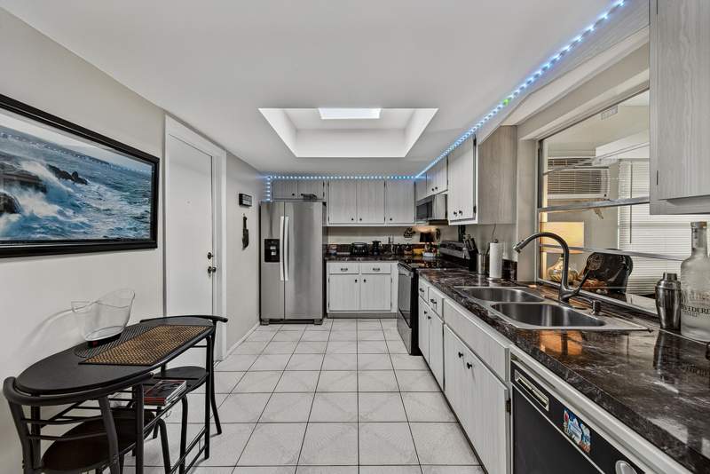 2 bedroom Single Family Residence at 2930 NW 1st Drive, Leisureville Third Sec, Pompano Beach — photo 2
