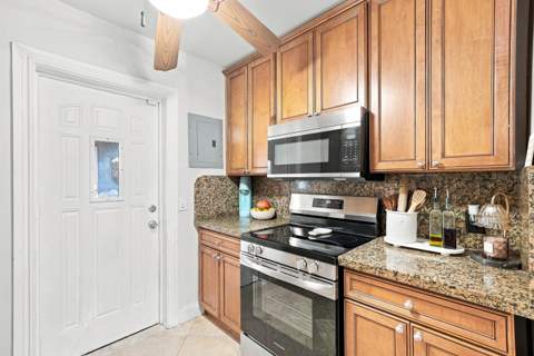 1839 SW 4th Avenue, Fort Lauderdale FL - photo 10 of 31