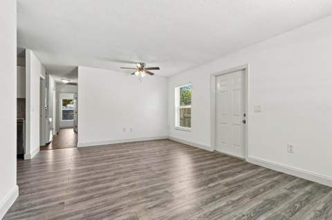 5884 S 38th Street, Greenacres FL - photo 7 of 24
