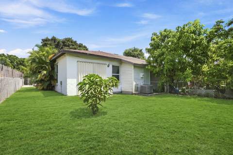 5884 S 38th Street, Greenacres FL - photo 22 of 24