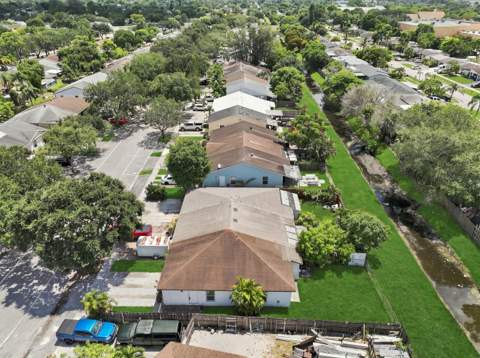 5884 S 38th Street, Greenacres FL - photo 19 of 24