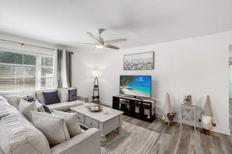 5025 Lakefront Boulevard #A, Delray Beach FL - photo 10 of 56