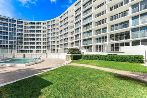 2774 S Ocean Boulevard #409, Palm Beach FL - photo 22 of 41