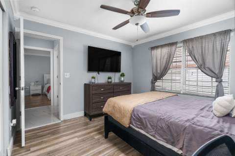 533 NE 1st Avenue, Deerfield Beach FL - photo 12 of 54