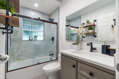533 NE 1st Avenue, Deerfield Beach FL - photo 15 of 54