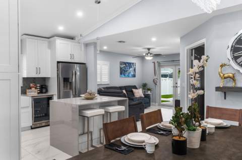 533 NE 1st Avenue, Deerfield Beach FL - photo 17 of 54