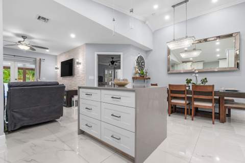 533 NE 1st Avenue, Deerfield Beach FL - photo 20 of 54