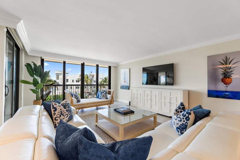2 bedroom Condominium at 19670 Beach Road #B303, Seawatch At Jupiter Island Condo, Jupiter — photo 4