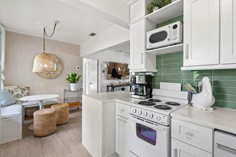 1025 Casuarina Road #7, Delray Beach FL - photo 9 of 21
