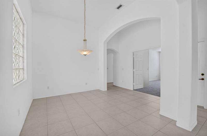 3 bedroom Single Family Residence at 8107 Bellafiore Way, Melrose Pud Pod G, Boynton Beach — photo 4