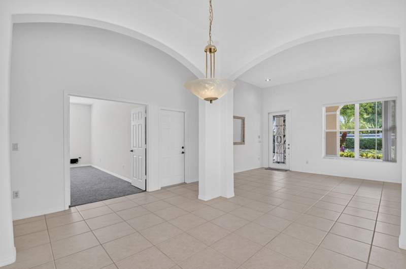 3 bedroom Single Family Residence at 8107 Bellafiore Way, Melrose Pud Pod G, Boynton Beach — photo 5