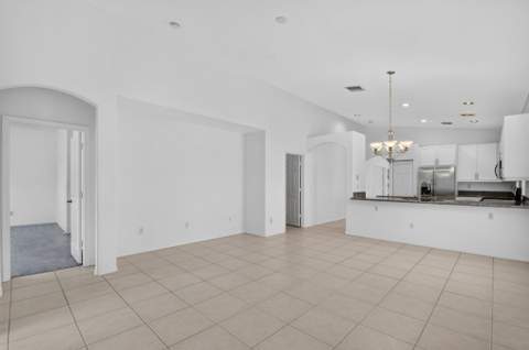 8107 Bellafiore Way, Boynton Beach FL - photo 12 of 32