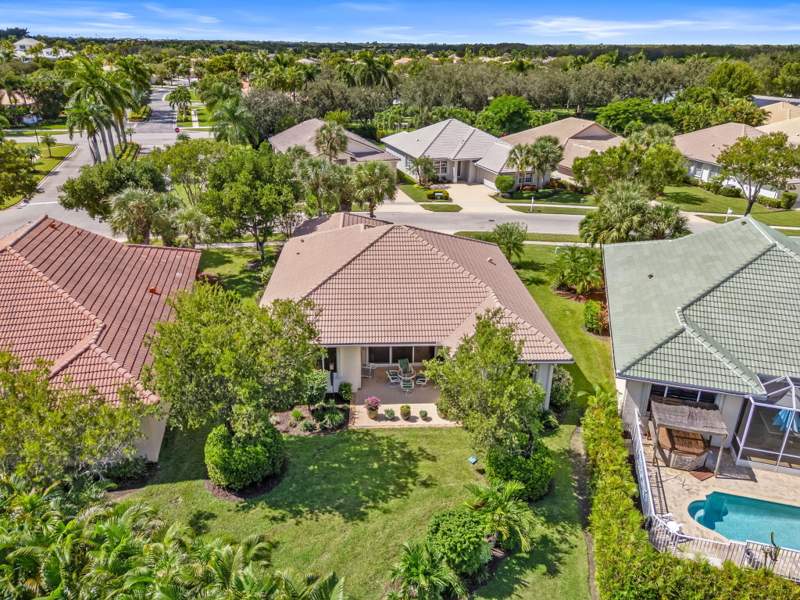 3 bedroom Single Family Residence at 9139 Bay Harbour Circle, Baywinds Rpd 1, West Palm Beach — photo 3