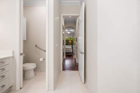 9139 Bay Harbour Circle, West Palm Beach FL - photo 16 of 39