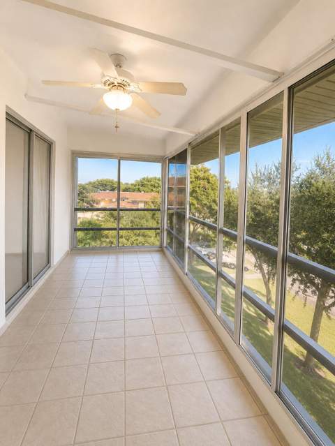 5570 Tamberlane Circle #331, Palm Beach Gardens FL - photo 24 of 28