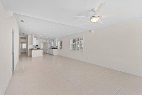 693 Hudson Bay Drive, Palm Beach Gardens FL - photo 20 of 59