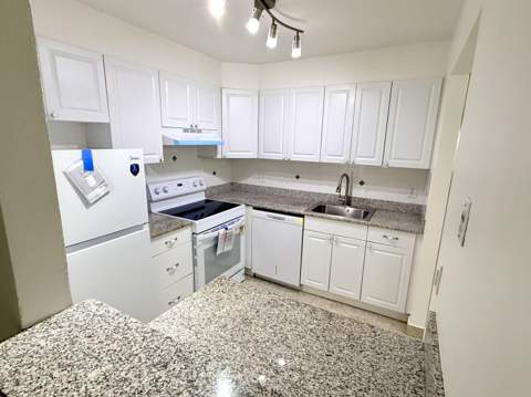 210 Tuscany Lane, Delray Beach FL - photo 11 of 34