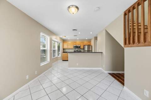 2716 Arrowwood Court, Davie FL - photo 12 of 40