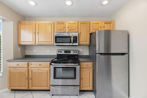 2716 Arrowwood Court, Davie FL - photo 14 of 40