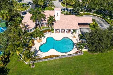 693 Hudson Bay Drive, Palm Beach Gardens FL - photo 8 of 59