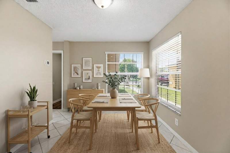 3 bedroom Single Family Residence at 2716 Arrowwood Court, Forest Ridge Cluster Homes III, Davie — photo 3