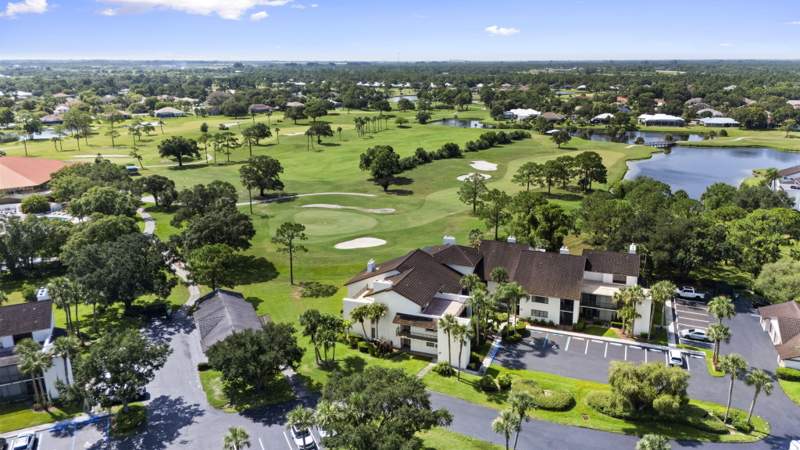 3 bedroom Condominium at 3400 Twin Lakes Terrace #206, Lakeshore Village Of Meadowood Phase 1, Fort Pierce — photo 2