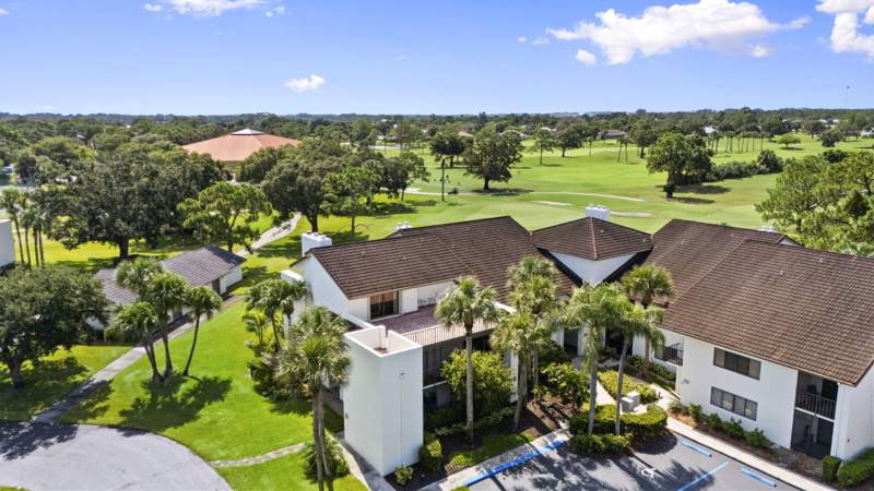 3 bedroom Condominium at 3400 Twin Lakes Terrace #206, Lakeshore Village Of Meadowood Phase 1, Fort Pierce — photo 5