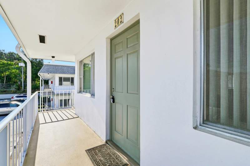 2 bedroom Condominium at 2920 Cynthia Lane #202, Murry Hills Apt Bldg Condo, Lake Worth Beach — photo 2