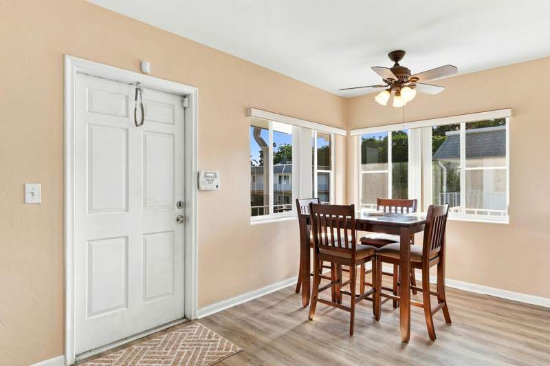 2 bedroom Condominium at 2920 Cynthia Lane #202, Murry Hills Apt Bldg Condo, Lake Worth Beach — photo 3