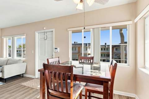 2920 Cynthia Lane #202, Lake Worth Beach FL - photo 10 of 23