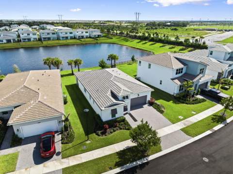 14181 SW Britton Avenue, Port St. Lucie FL - photo 8 of 71