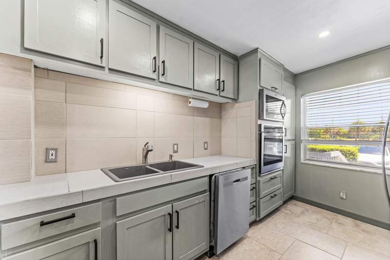 2 bedroom Condominium at 155 Yacht Club Drive #101, Shutters Condo, North Palm Beach — photo 5